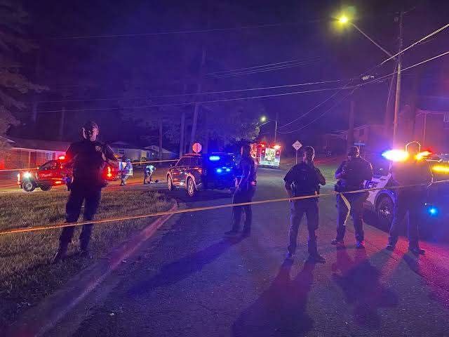 George Hall Gomez Jr. Leesville, SC Fatal Crash – George Hall Gomez Jr. 17-Year-Old Tragically Killed After Car Slams Into Tree on Jim Spence Road – Read More