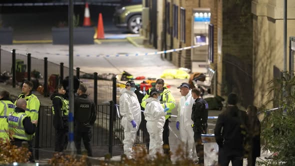 Chaos on the King’s Cross Line: Heroic Rail Staff and Passengers Thwart Train Knife Rampage as Sole Suspect is Held on Attempted Murder Charge
