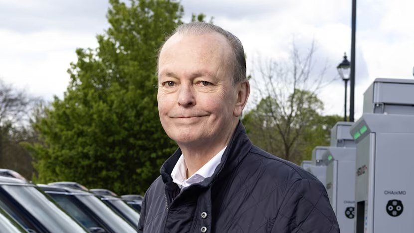 Quentin Willson UK Death – Quentin Willson TOP GEAR ICON DIES: SHOCKING Short Battle with Lung Cancer Claims Life of Motoring Legend at 68.